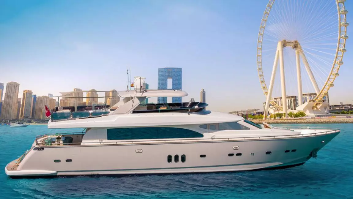 98ft Luxury yacht Dubai Harbour