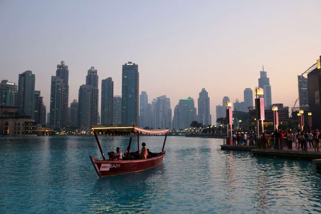Top 10 Things to Do on a Yacht in Dubai Marina
